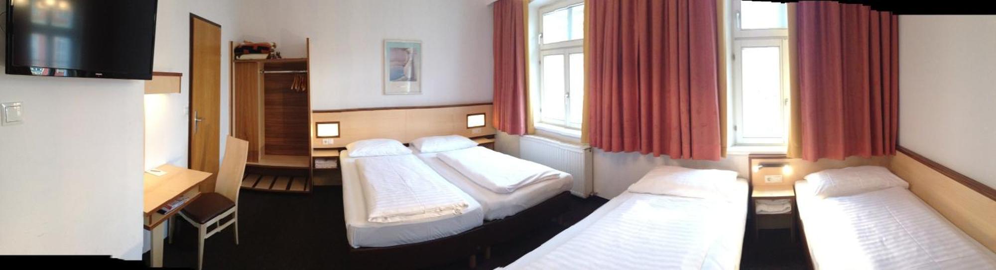 Hotel Goldene Krone Innsbruck Szoba fotó