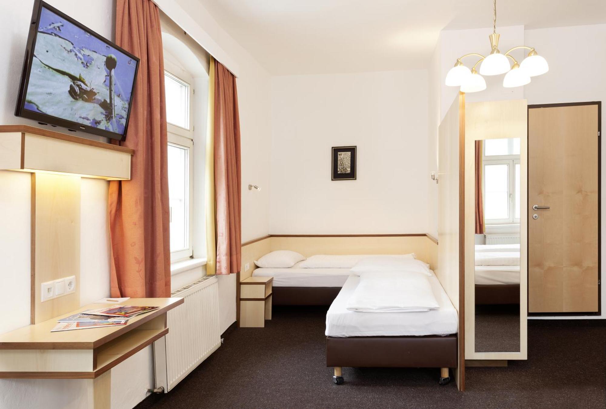 Hotel Goldene Krone Innsbruck Szoba fotó