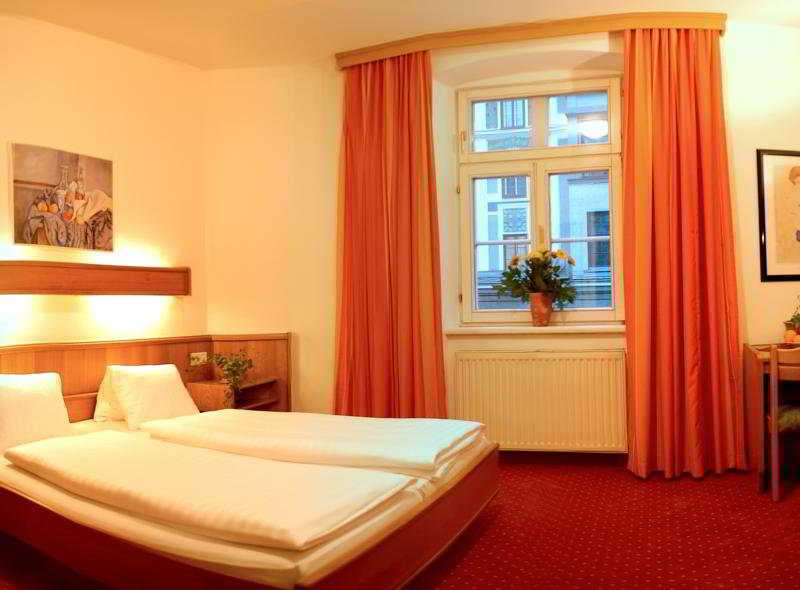 Hotel Goldene Krone Innsbruck Kültér fotó