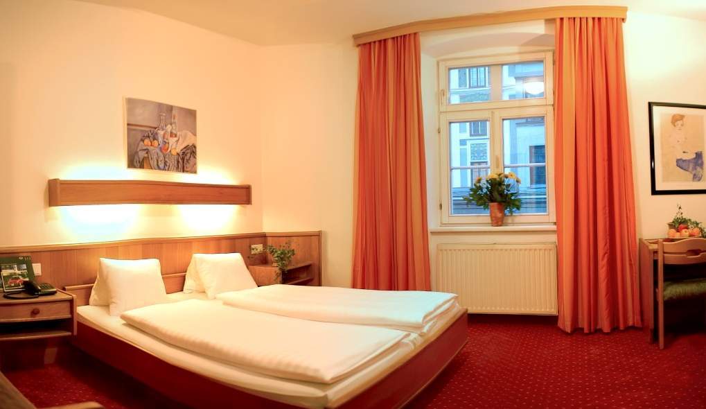Hotel Goldene Krone Innsbruck Szoba fotó